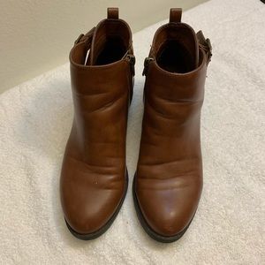 Forever 21 ankle boots aize 7
